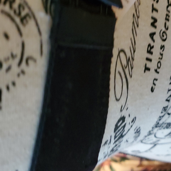 VICTORIAS SECRET BLACK STRAPLESS BRA 36C - Picture 4 of 10